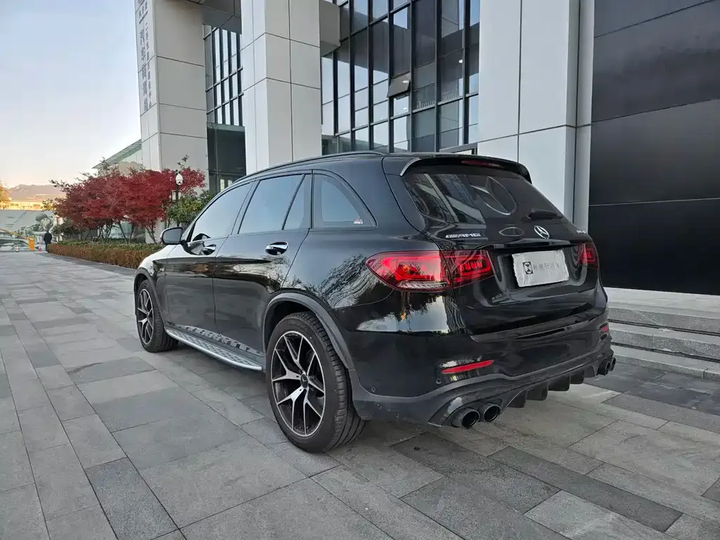 Mercedes-Benz GLC AMG — фото 4