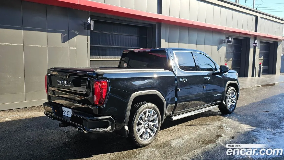 GMC Sierra — фото 2