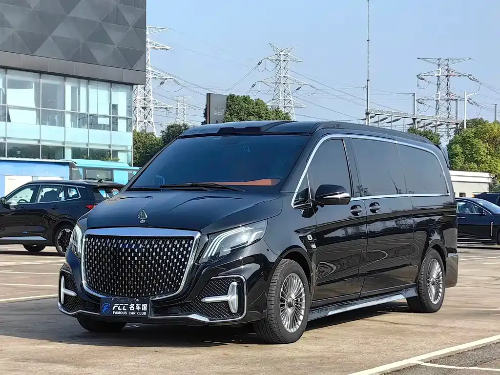 Mercedes-Benz Vito — фото 1