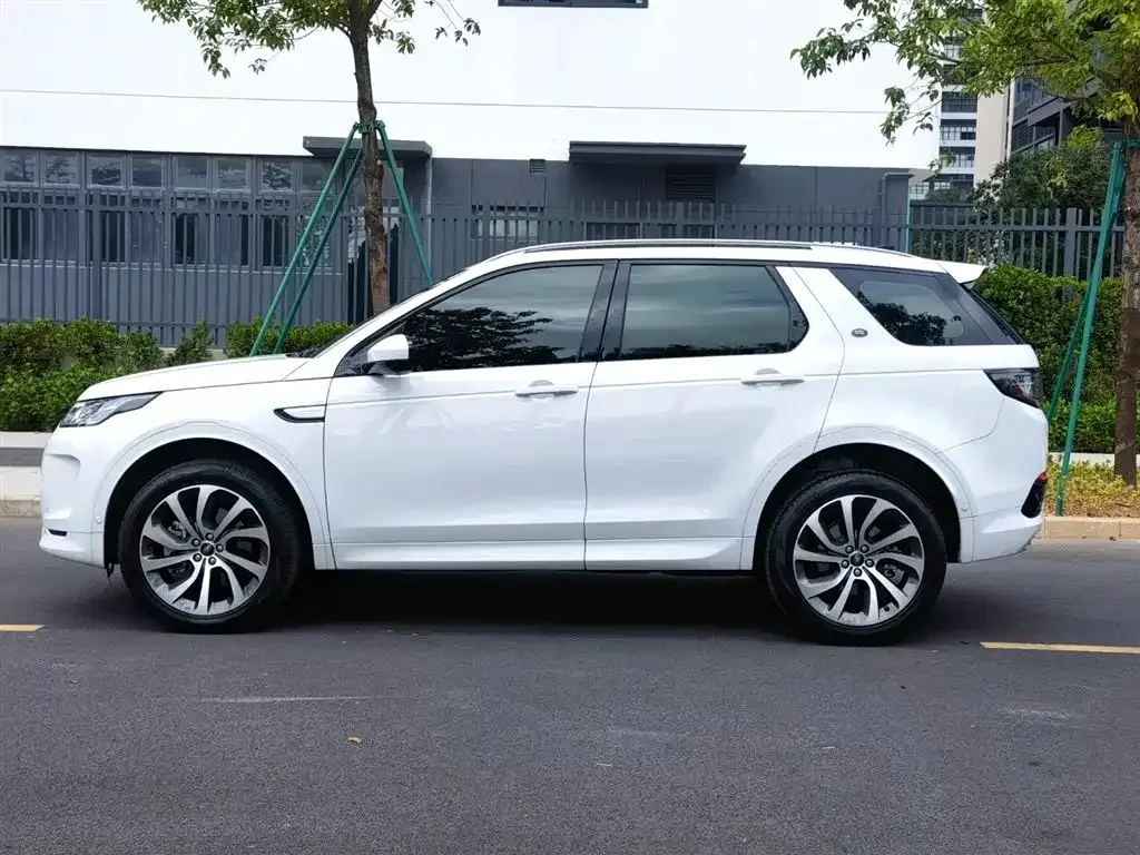 Land Rover Discovery Sport — фото 4