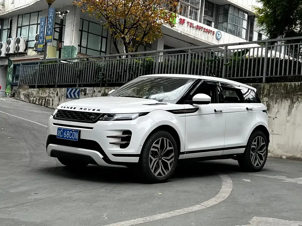 Land Rover Evoque — фото 1