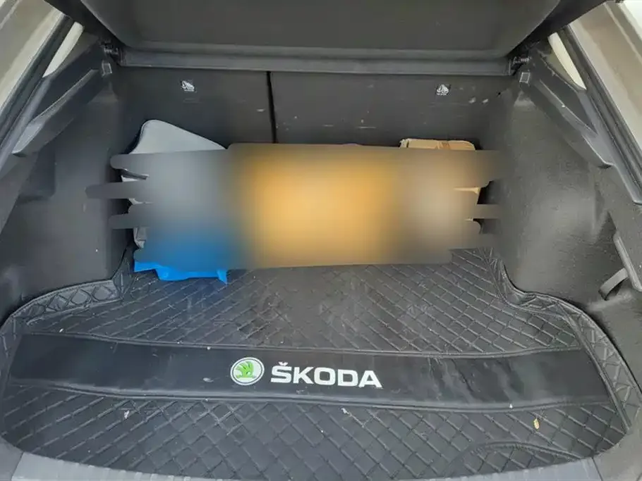 Skoda Octavia — фото 4
