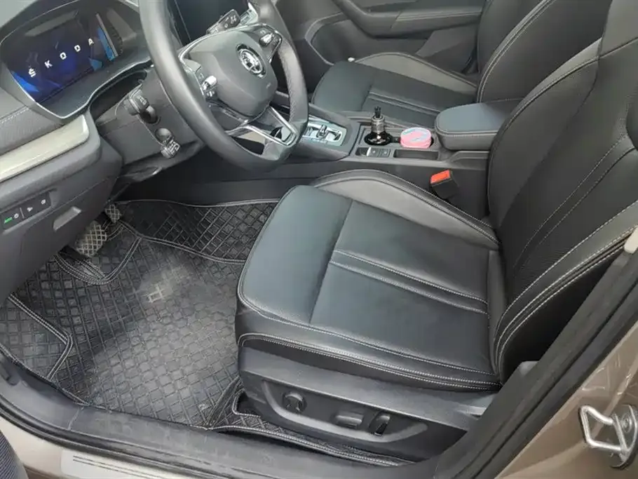 Skoda Octavia — фото 9