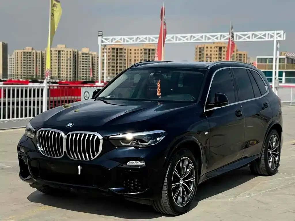 BMW X5 (Import) — фото 1