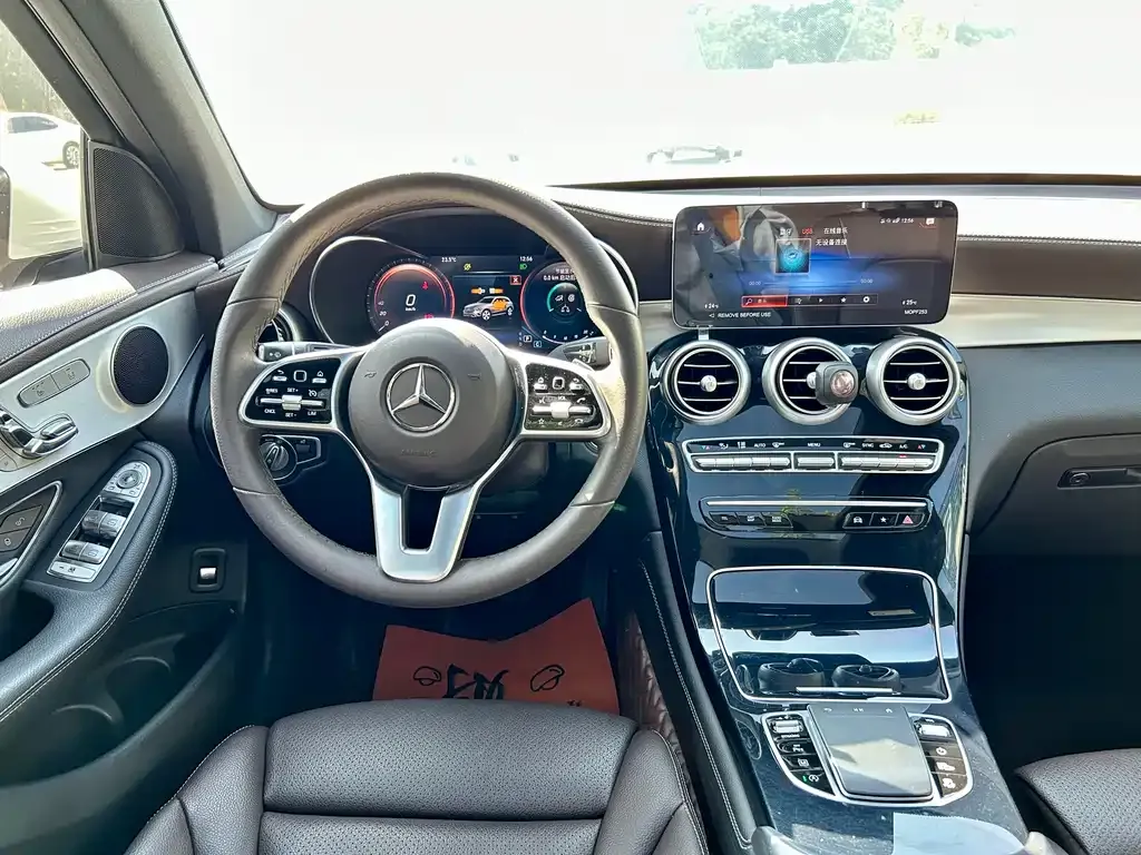 Mercedes-Benz GLC — фото 5