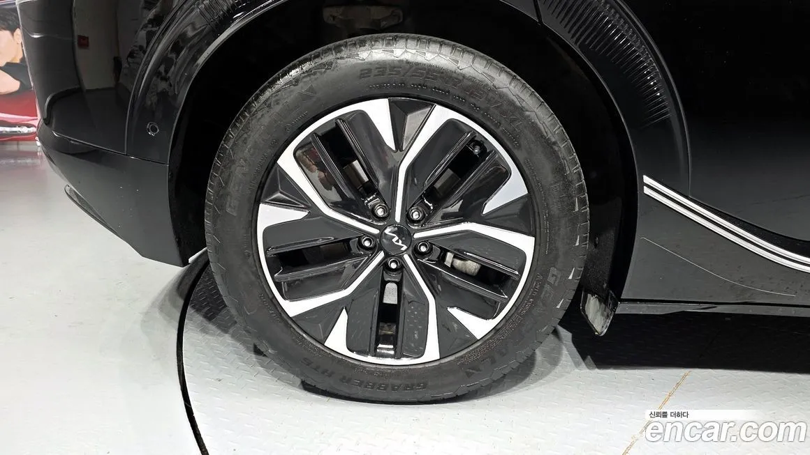 Kia EV6 — фото 5