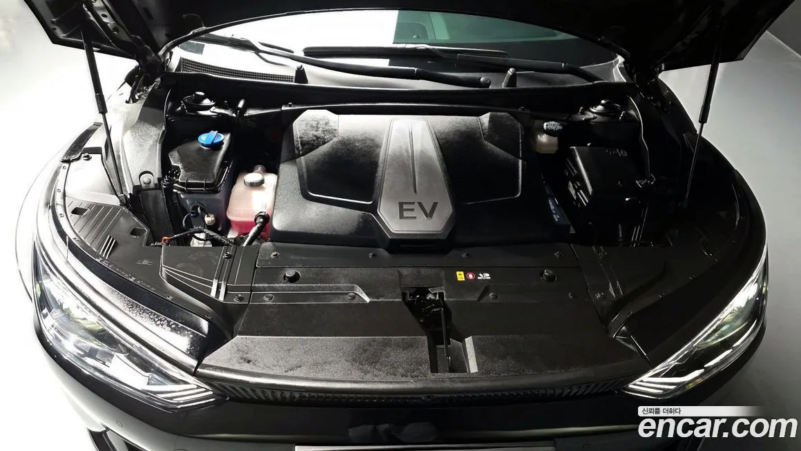 Kia EV6 — фото 6