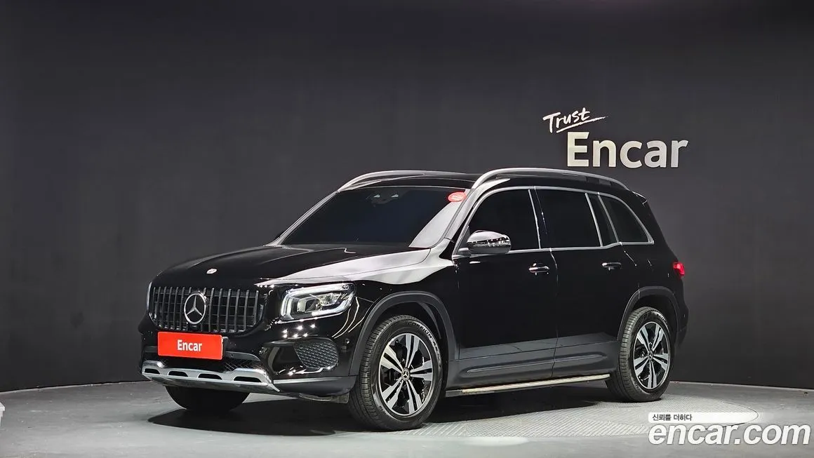 Mercedes-Benz GLB-Class — фото 1