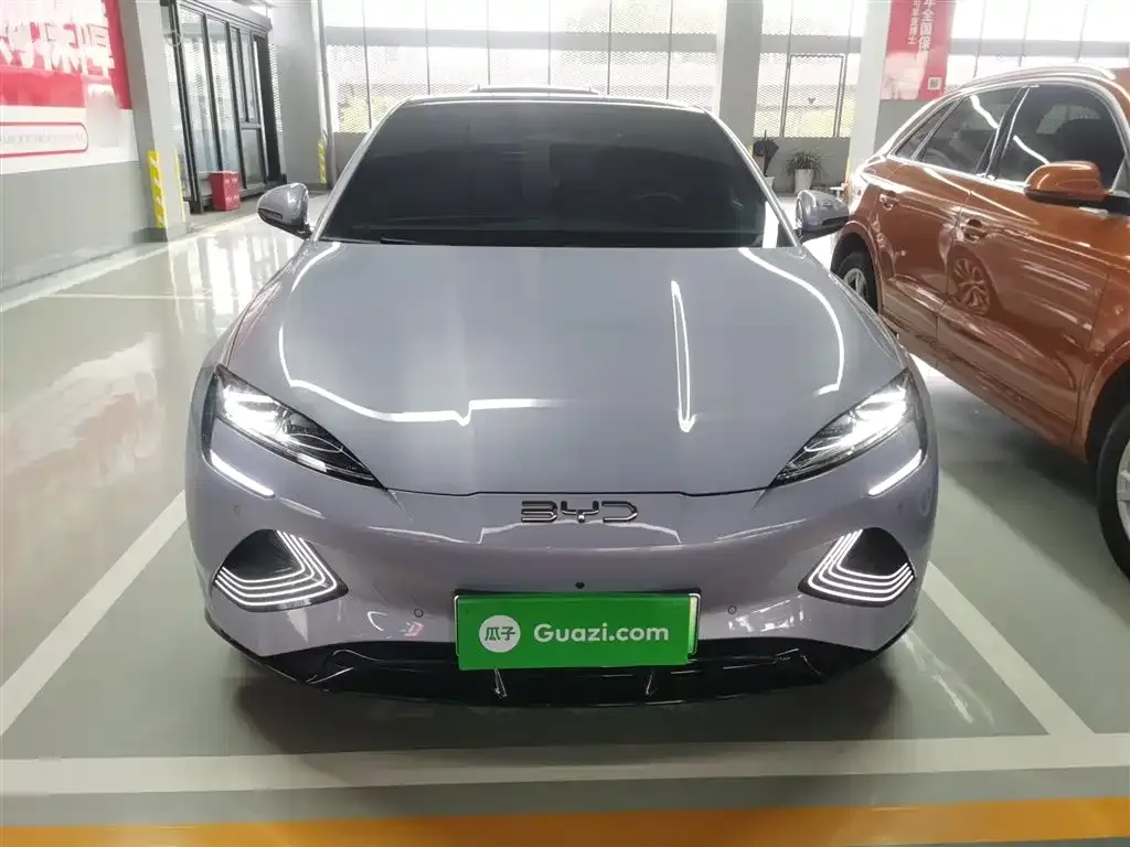 BYD Seal — фото 3
