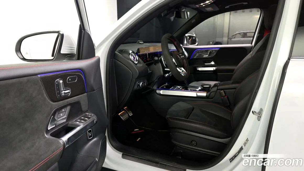 Mercedes-Benz GLB-Class — фото 10