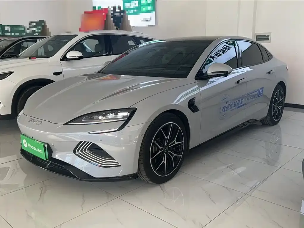 BYD Seal — фото 2