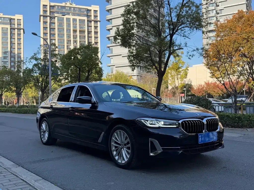 BMW 5 Series — фото 3