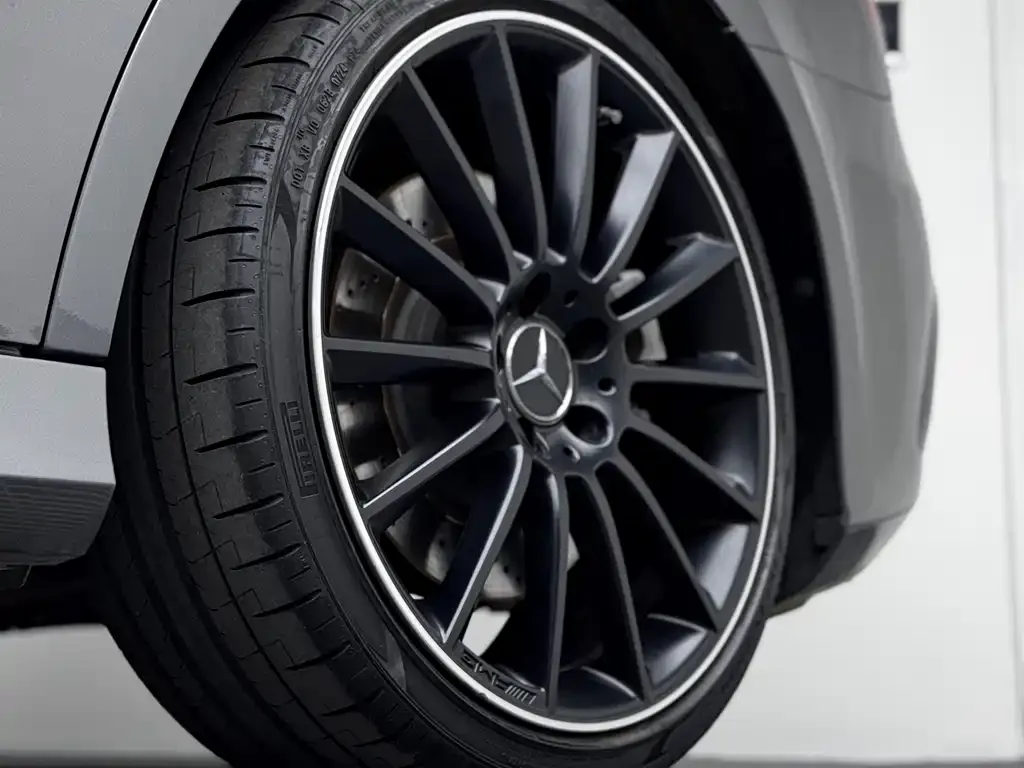 Mercedes-Benz A-Class AMG — фото 8
