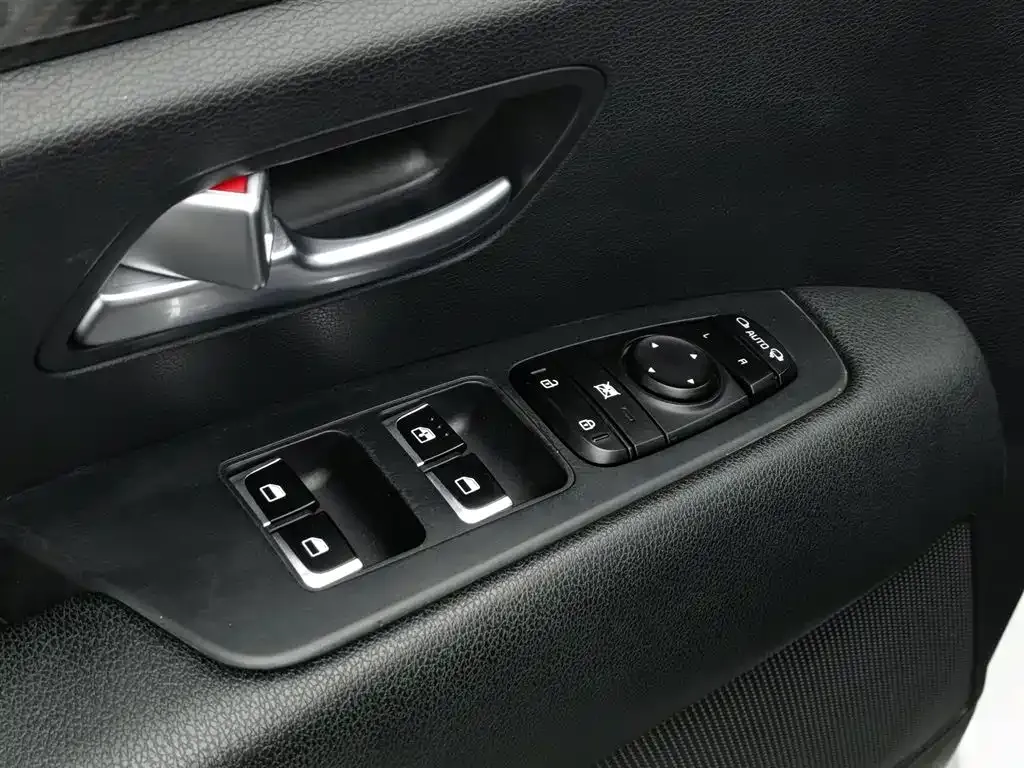 Kia KX7 — фото 9