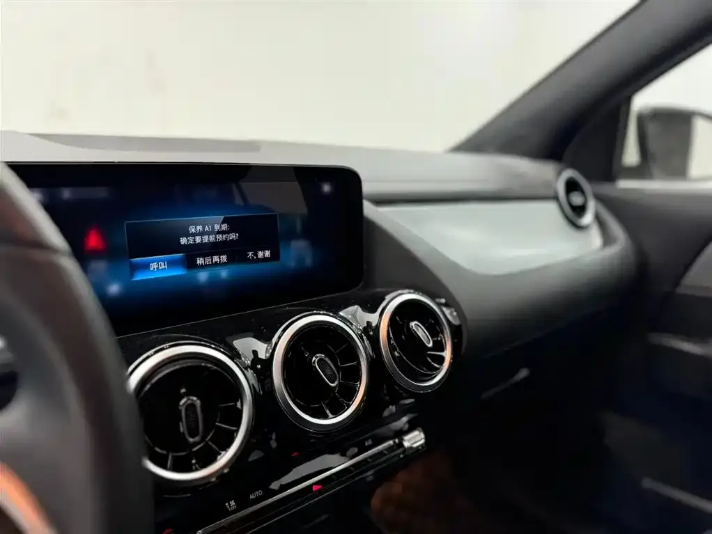 Mercedes-Benz GLA — фото 10