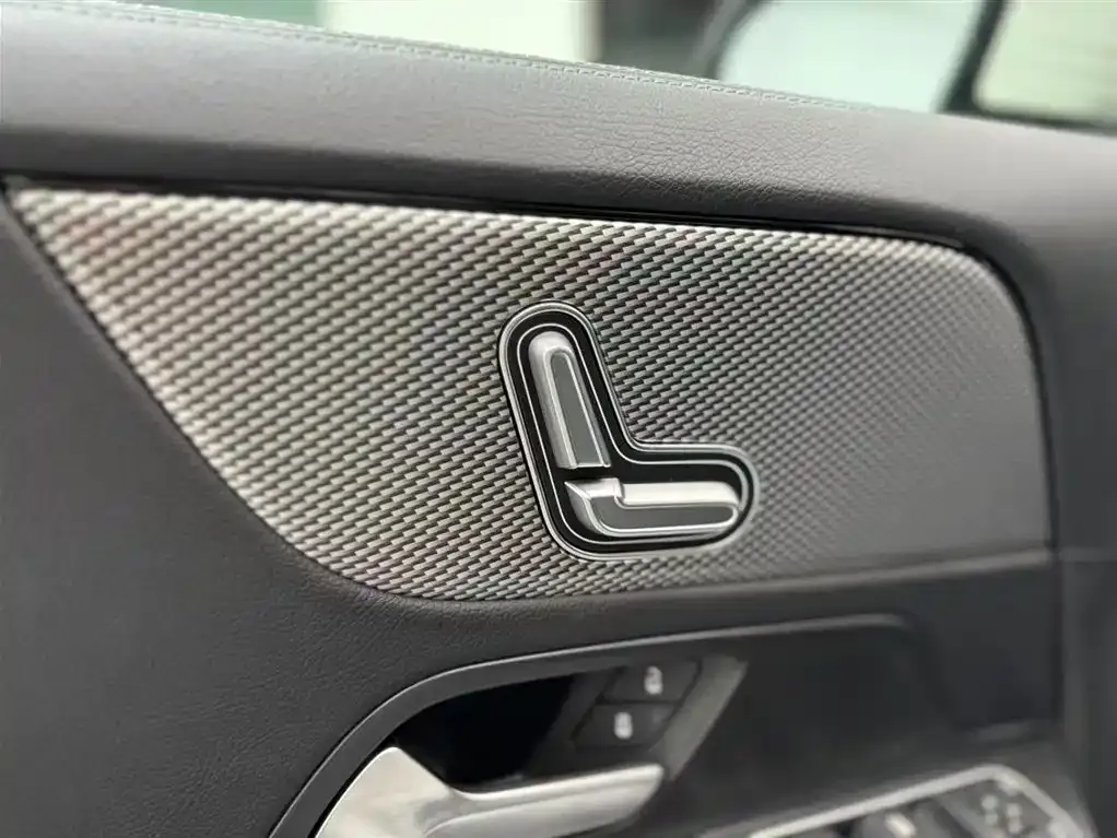 Mercedes-Benz GLA — фото 8