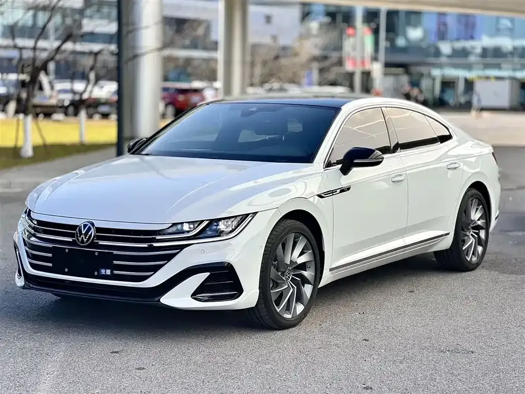 Volkswagen CC — фото 1