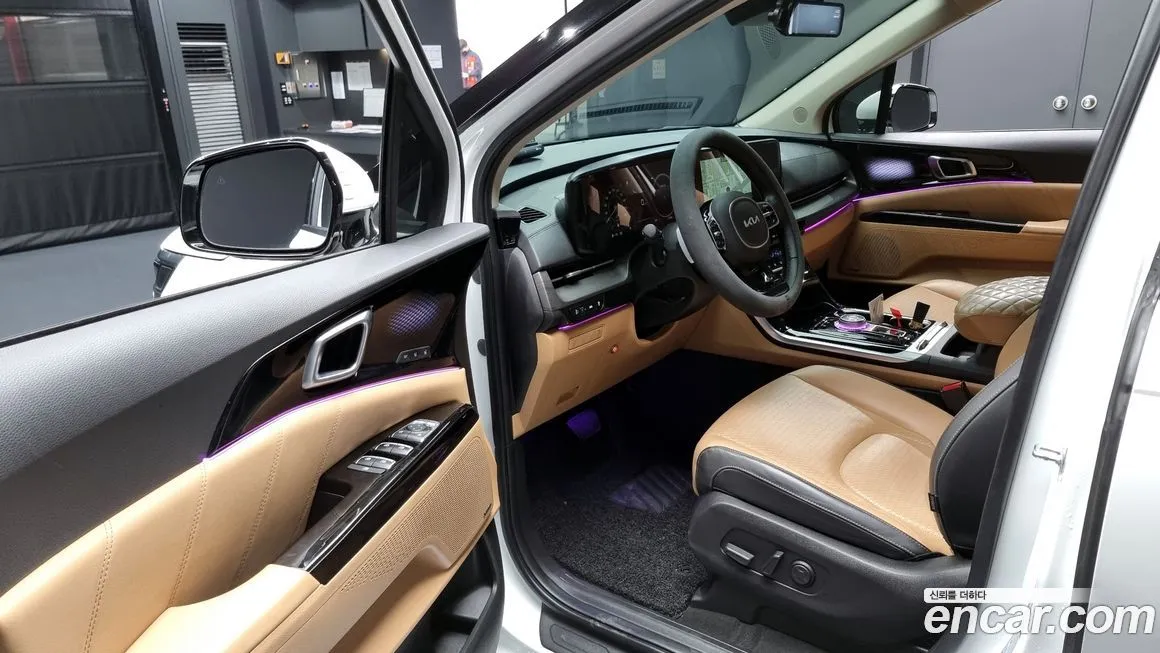 Kia Carnival — фото 10