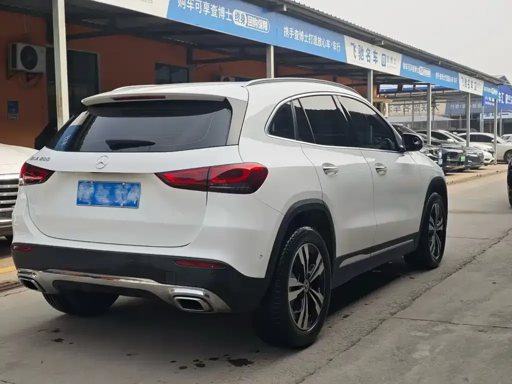 Mercedes-Benz GLA — фото 7
