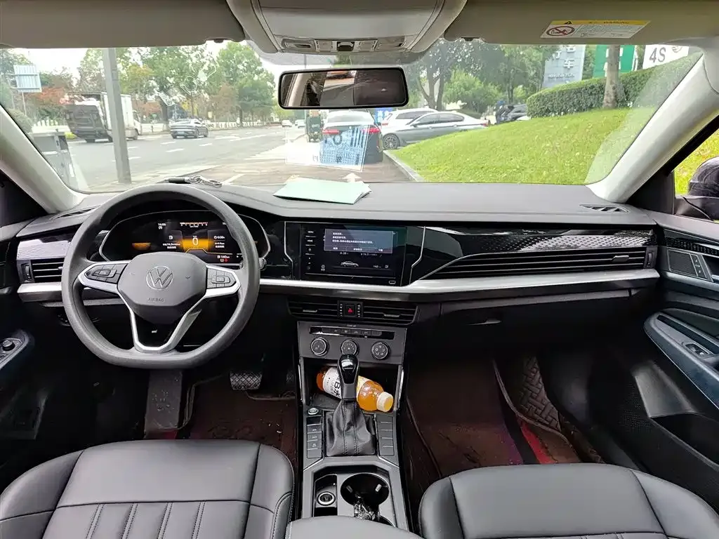 Volkswagen Passat — фото 6