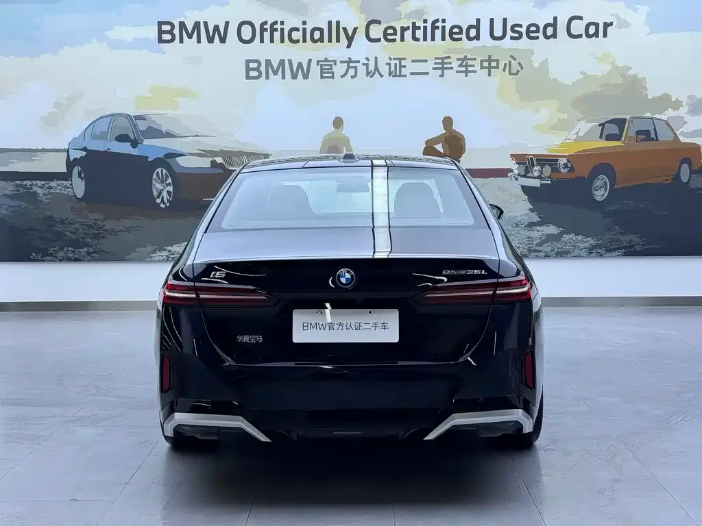 BMW i5 — фото 5