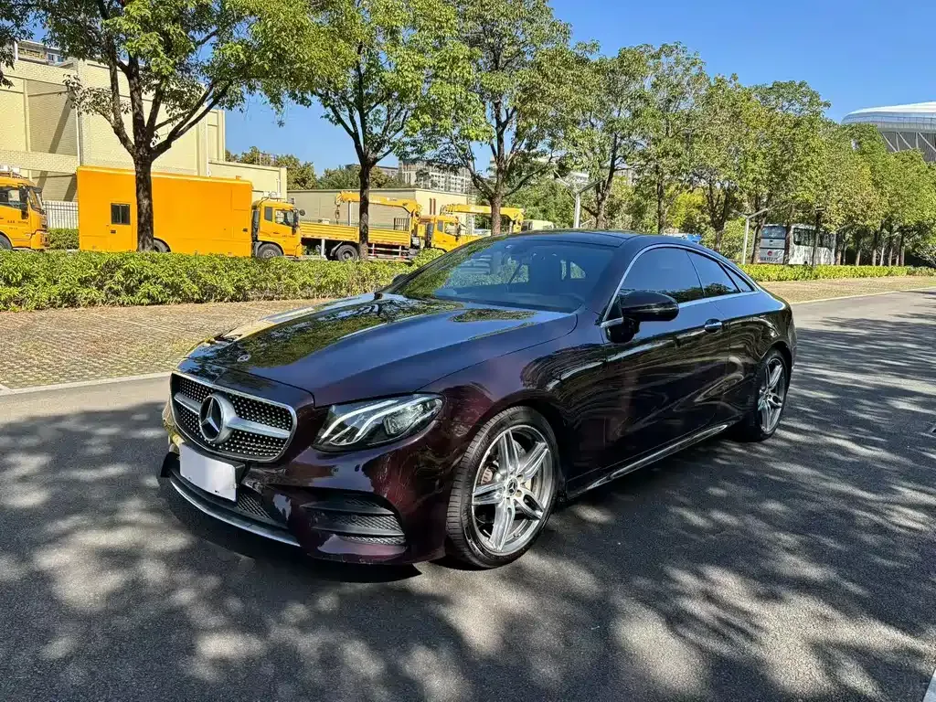 Mercedes-Benz E-Class (Import) — фото 1