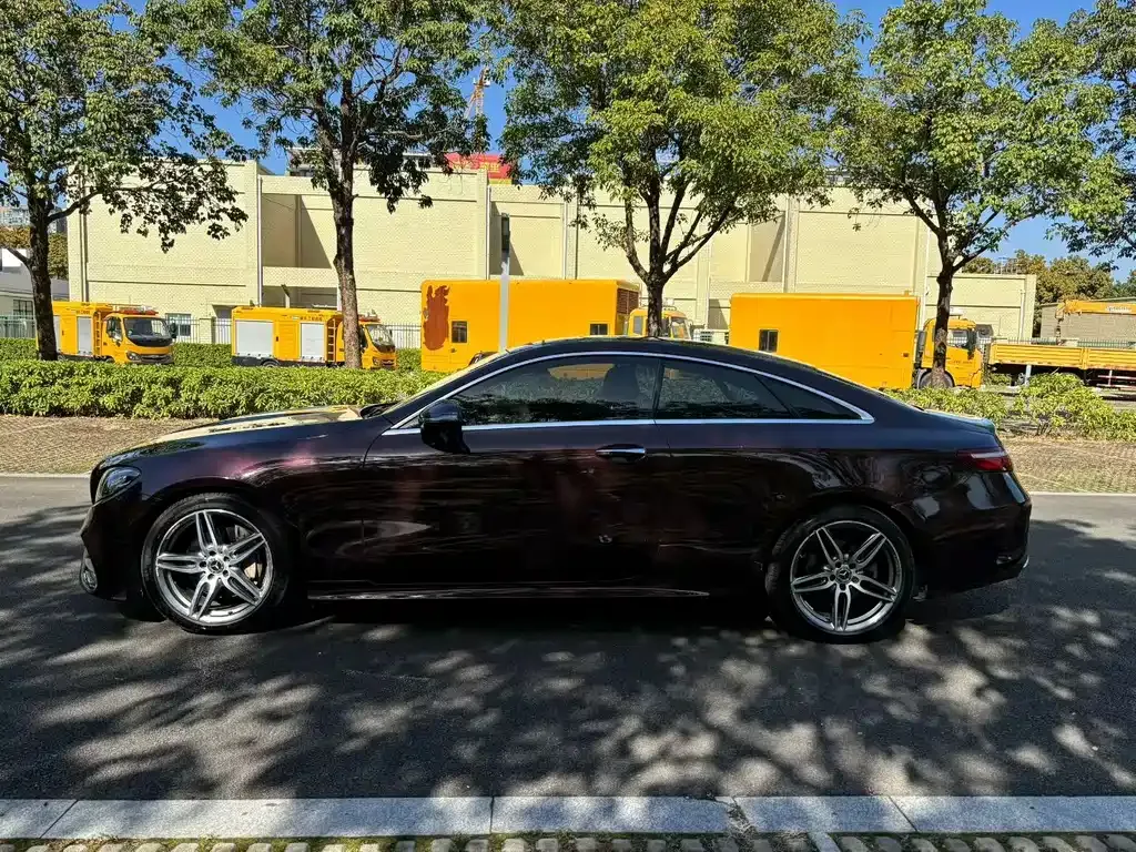Mercedes-Benz E-Class (Import) — фото 3