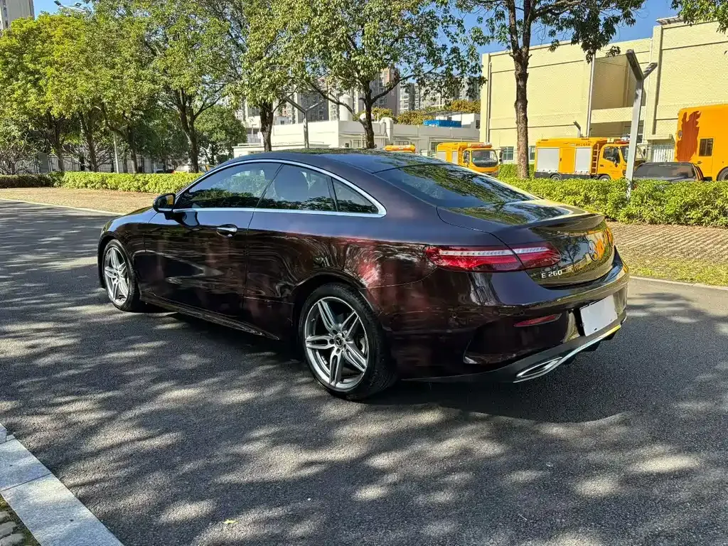 Mercedes-Benz E-Class (Import) — фото 9