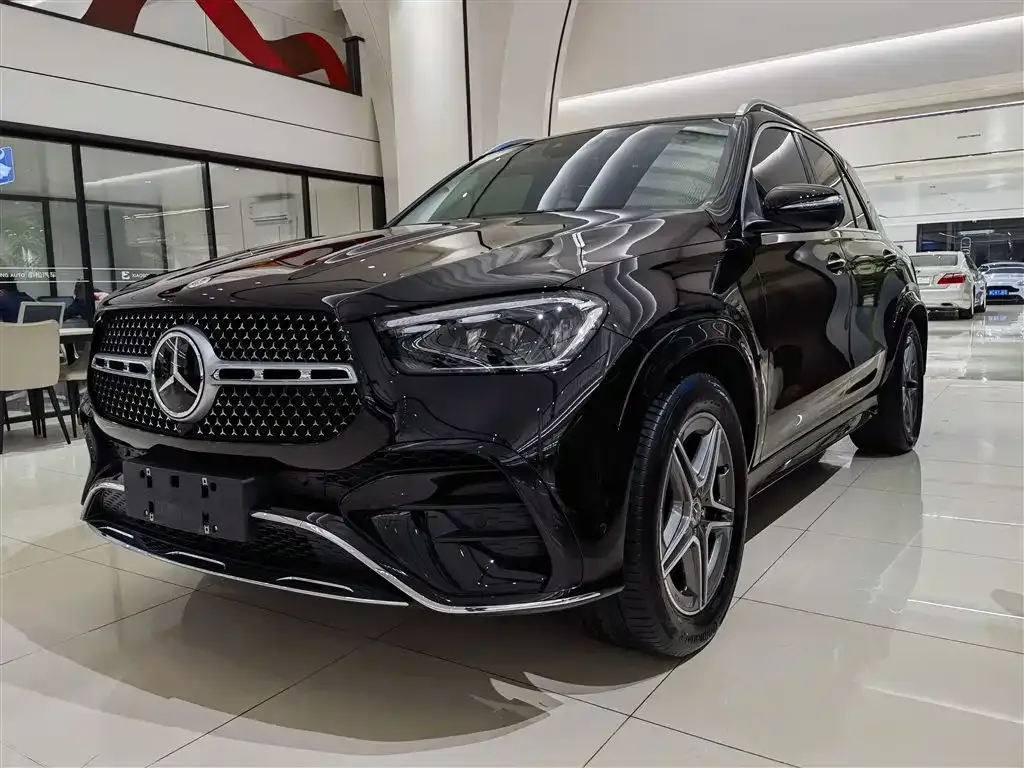 Mercedes-Benz GLE — фото 1