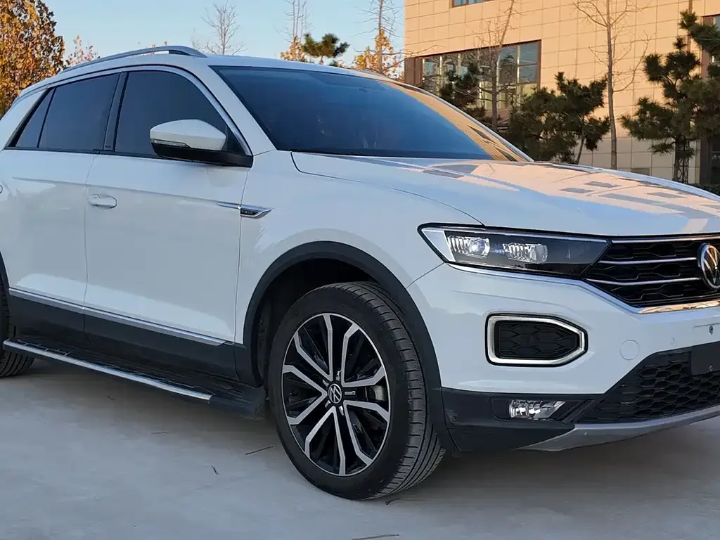 Volkswagen T-Roc — фото 3