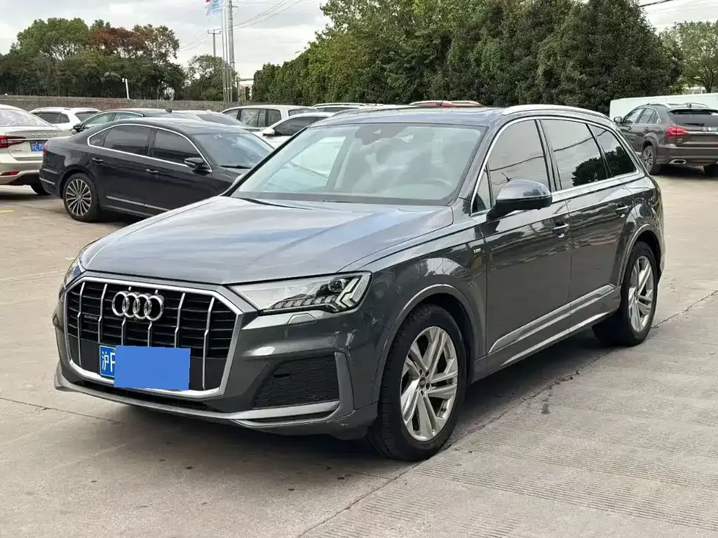 Audi Q7 — фото 3