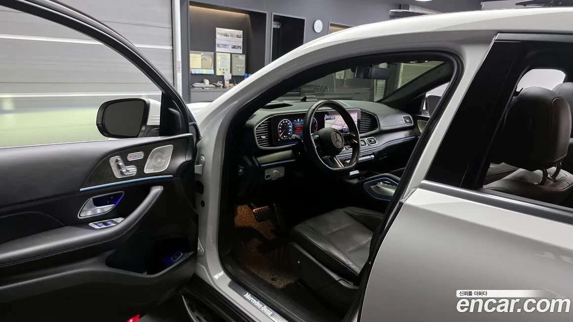Mercedes-Benz GLE-Class — фото 10