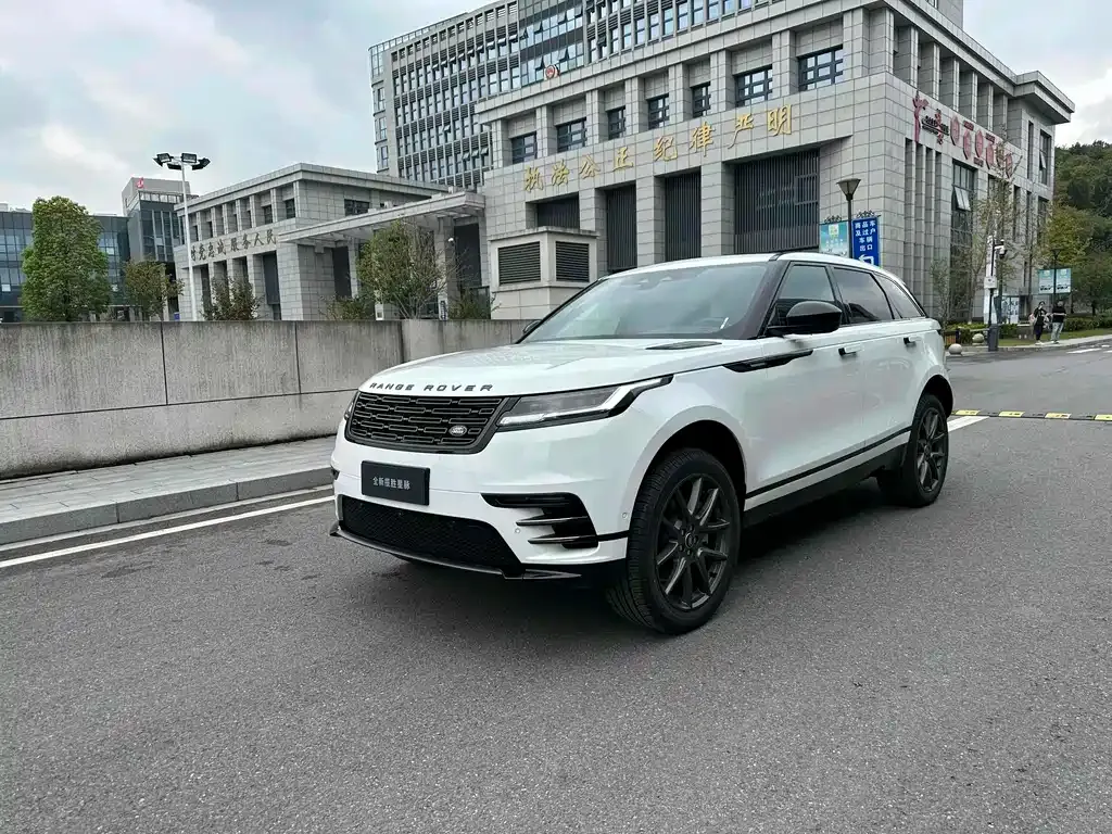 Land Rover Velar — фото 1