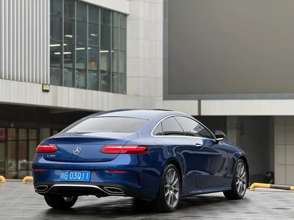 Mercedes-Benz E-Class (Import) — фото 5