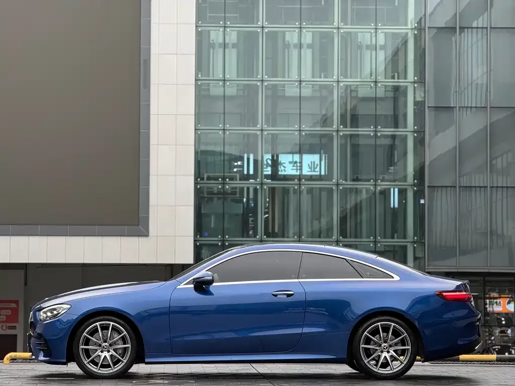 Mercedes-Benz E-Class (Import) — фото 6