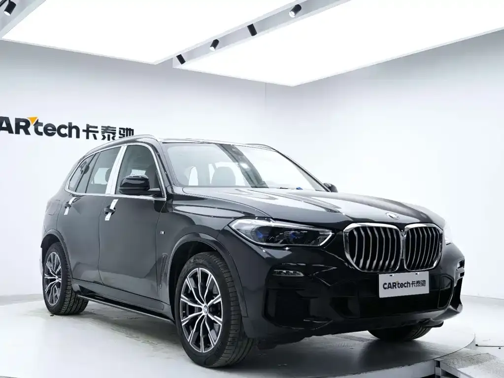 BMW X5 (Import) — фото 7