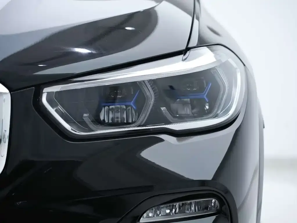 BMW X5 (Import) — фото 8