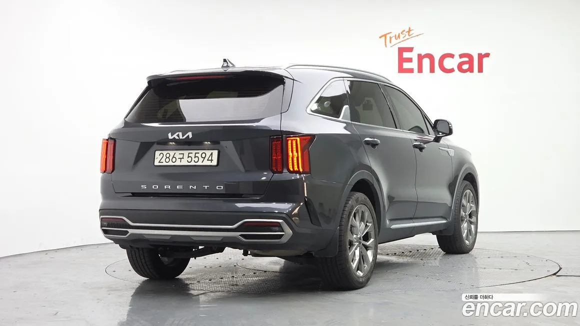 Kia Sorento — фото 4