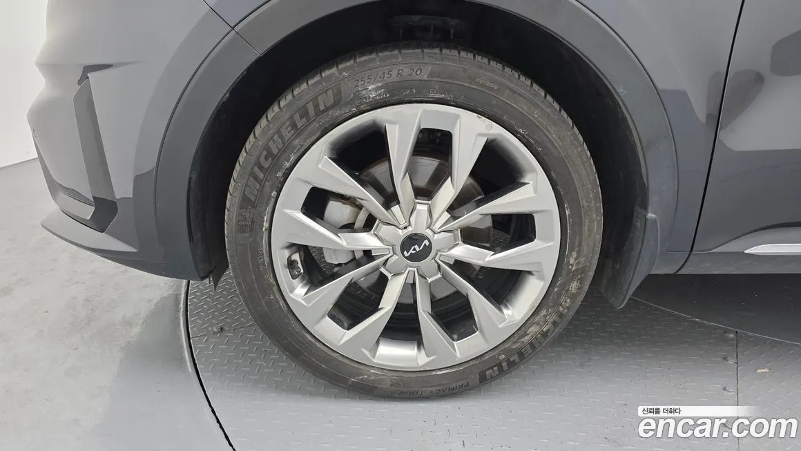 Kia Sorento — фото 5