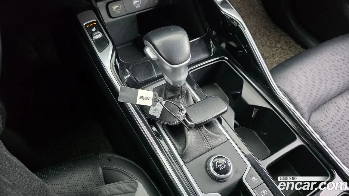 Kia Sorento — фото 9