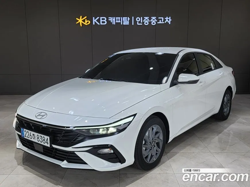 Hyundai AVANTE — фото 1