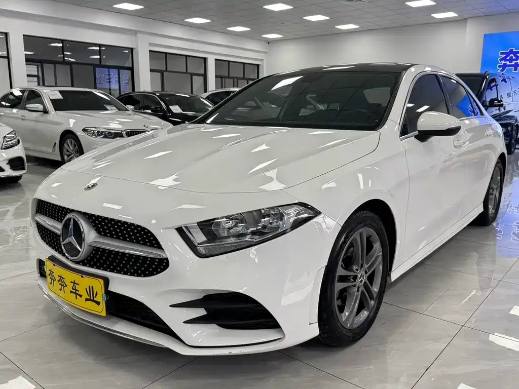Mercedes-Benz A-Class — фото 1