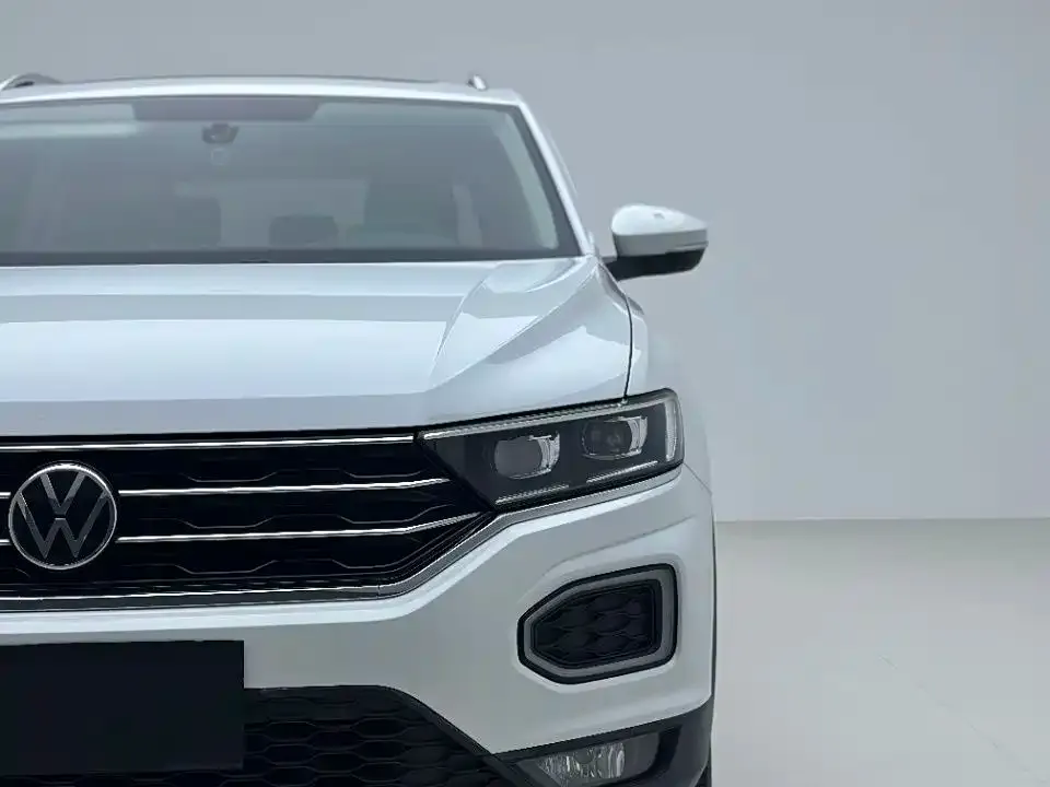 Volkswagen T-Roc — фото 4