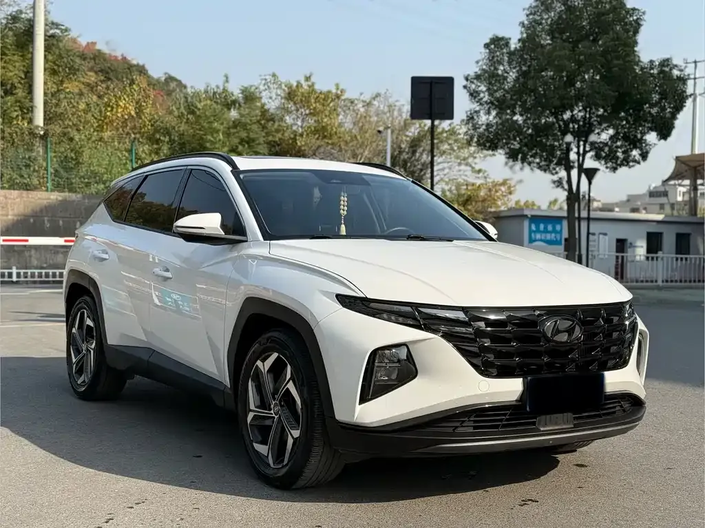 Hyundai Tucson — фото 3