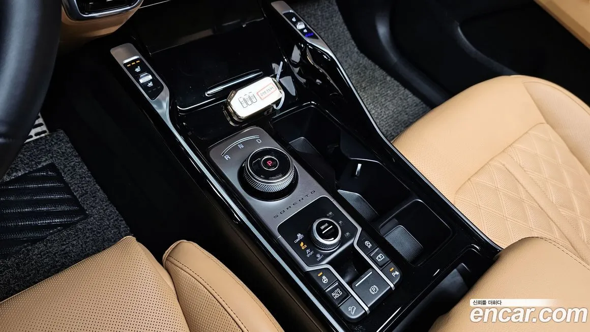 Kia Sorento — фото 9