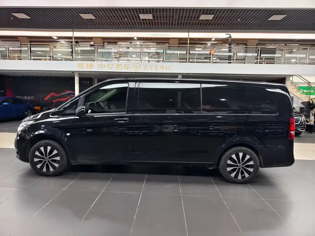 Mercedes-Benz Vito — фото 2