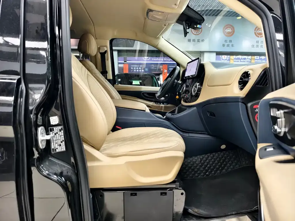Mercedes-Benz Vito — фото 6