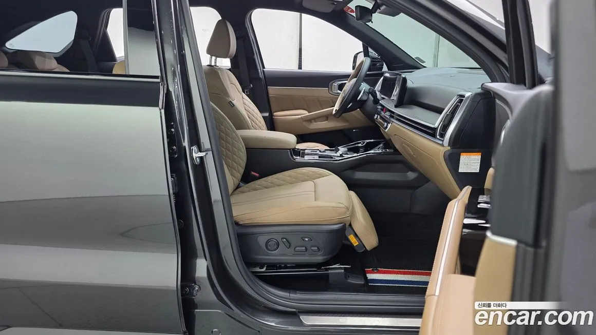 Kia Sorento — фото 10