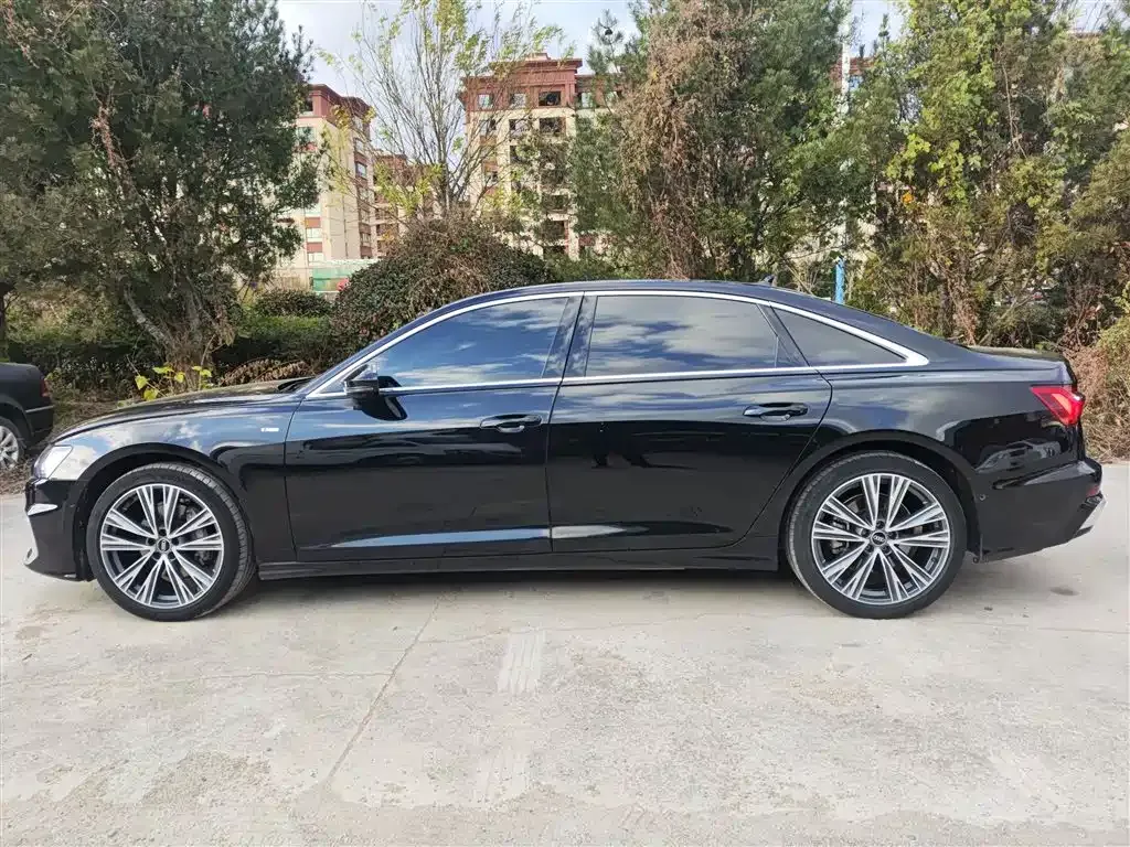 Audi A6L — фото 5