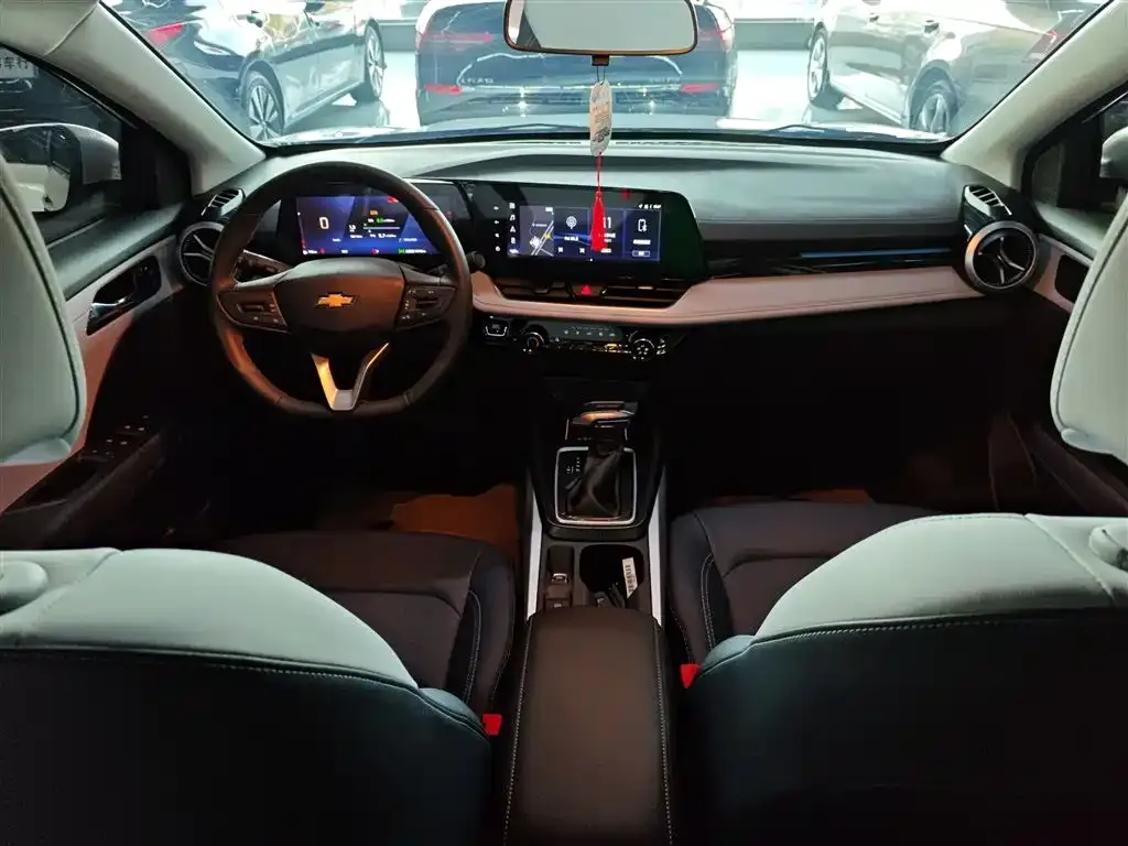 Chevrolet Monza — фото 10